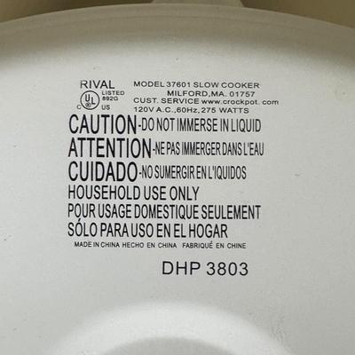 LOT 52B: Rival Crockpot Stoneware Slow Cooker & Ginsu Food Prep Machine