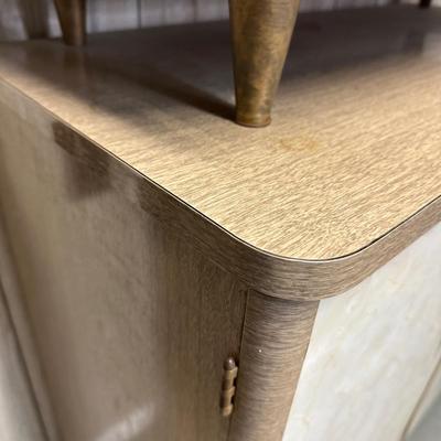 LOT 54B: Vintage Mid Century Modern Cabinet