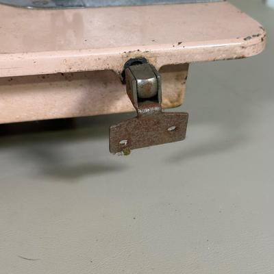 LOT 56B: Vintage Pink Atlas Sewing Machine