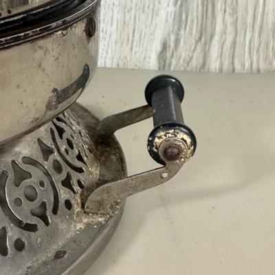 LOT 58B: Vintage Electric Waffle Iron