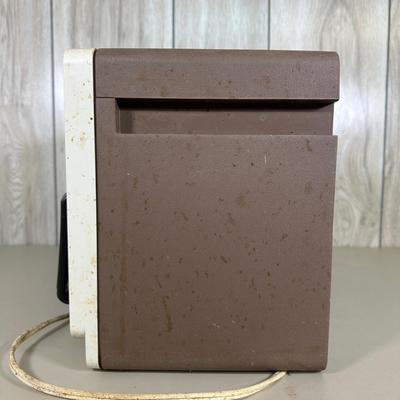 LOT 60B: Vintage General Electric SpaceMaker CoffeeMaker