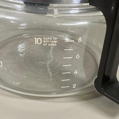 LOT 60B: Vintage General Electric SpaceMaker CoffeeMaker