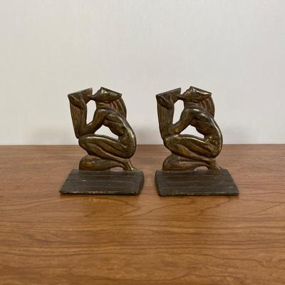 LOT 62D: Pair of Art Deco Cast Iron Bookends