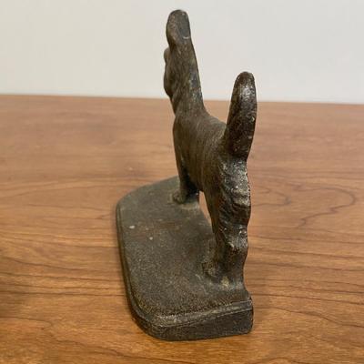 LOT 63 D: Pair of Cast Iron Scottish Scotch Terrier Dog Bookends