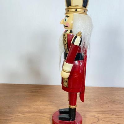 LOT 69D: Classic Nutcracker & Kurt S Adler Santa
