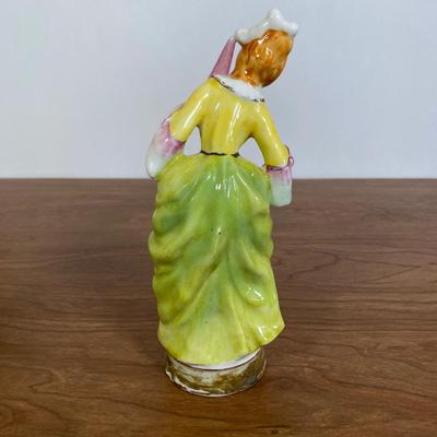 LOT 71D: Vintage Pair of Moriyama Occupied Japan Victorian Colonial Couple Figurines