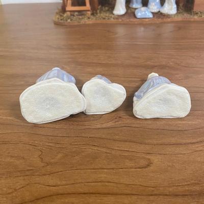 LOT 72D: Vintage Nativity Set in Manger with Porcelain Figurines