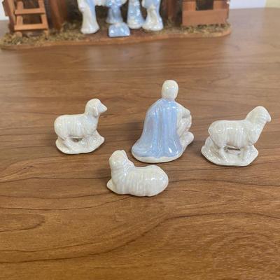 LOT 72D: Vintage Nativity Set in Manger with Porcelain Figurines
