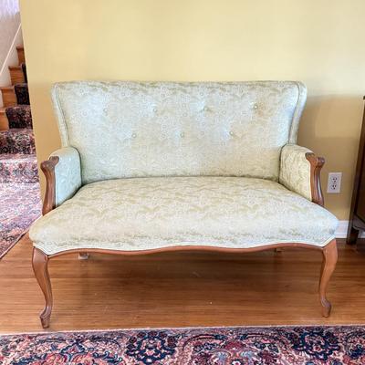 LOT 78L: Vintage Loveseat