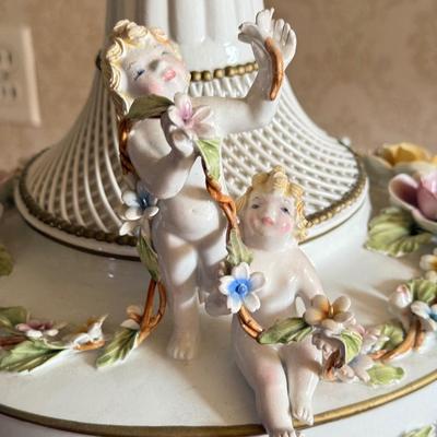 LOT 79D: Gorgeous Vintage Capodimonte Italy Porcelain Cherub Vase / Centerpiece