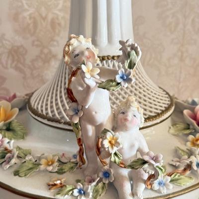 LOT 79D: Gorgeous Vintage Capodimonte Italy Porcelain Cherub Vase / Centerpiece