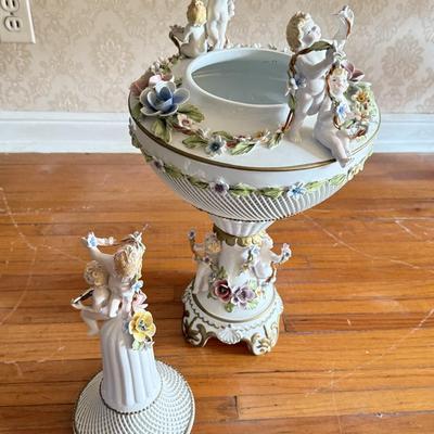 LOT 79D: Gorgeous Vintage Capodimonte Italy Porcelain Cherub Vase / Centerpiece