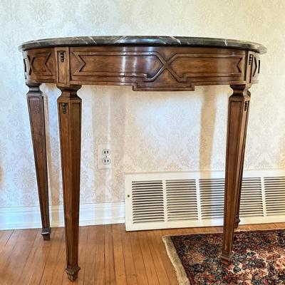 LOT 80L: Marble Top Foyer Table & Grapes / Leaf Motif Vintage Mirror