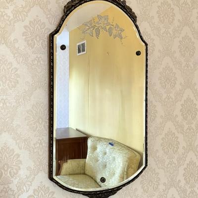 LOT 80L: Marble Top Foyer Table & Grapes / Leaf Motif Vintage Mirror