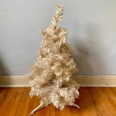 LOT 87 Z: Pair of 2" Pre-lit Christmas Trees