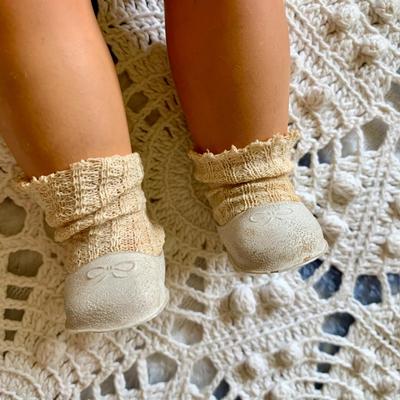 LOT 89 Y: Vintage Articulated Plastic Doll Collection & a Porcelain Dynasty Doll