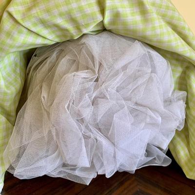 LOT 89 Y: Vintage Articulated Plastic Doll Collection & a Porcelain Dynasty Doll