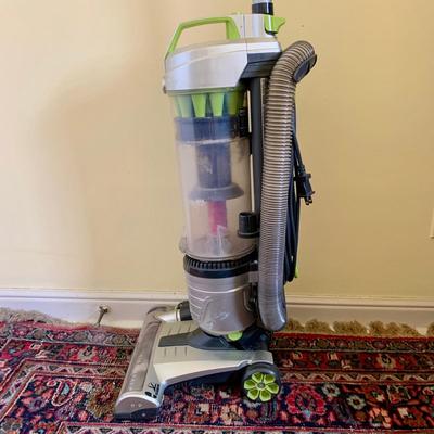 LOT 90 Y: Hoover Air Lite Vacuum Cleaner #UH72460