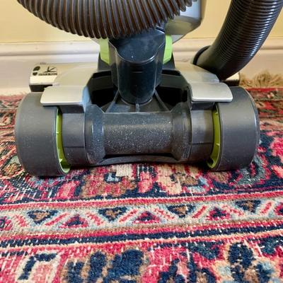 LOT 90 Y: Hoover Air Lite Vacuum Cleaner #UH72460