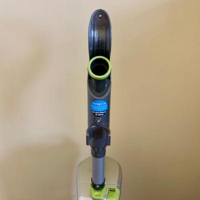 LOT 90 Y: Hoover Air Lite Vacuum Cleaner #UH72460