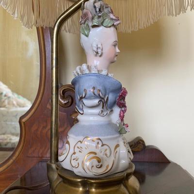 LOT 93 Y: Vintage Cordey Victorian Lord & Lady Bust Lamps