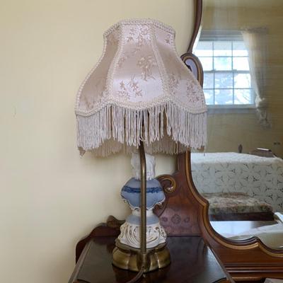 LOT 93 Y: Vintage Cordey Victorian Lord & Lady Bust Lamps