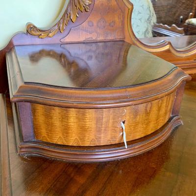 LOT 94 Y: Vintage Hollywood Regency Multi-grain Figured Wood Vanity w/ Bench