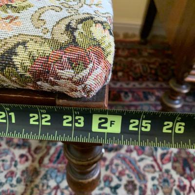 LOT 94 Y: Vintage Hollywood Regency Multi-grain Figured Wood Vanity w/ Bench