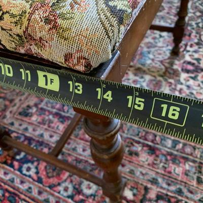 LOT 94 Y: Vintage Hollywood Regency Multi-grain Figured Wood Vanity w/ Bench