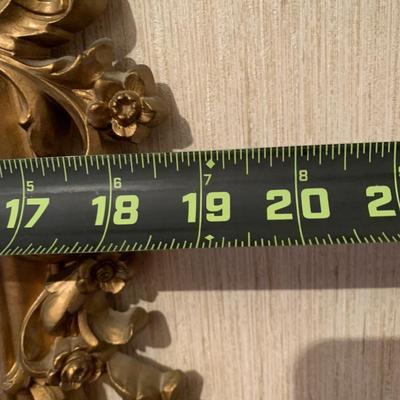 LOT 95 H: Vintage Syroco Hollywood Regency Style Wall Mirror & Ornate Entryway Table