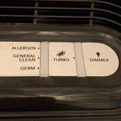 LOT 96 H: Honeywell Clean Air Purifier #HPA300