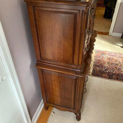 LOT 99 X: Vintage Union National Inc. 12 Drawer Chest Of Drawers w/ Glass Top & 6 Drawer Dresser