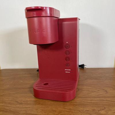 LOT 102K: Keurig K-Express Essentials Red Single Serve K-Cup Pod Coffee Maker & Cuisinart Toaster Oven Broiler