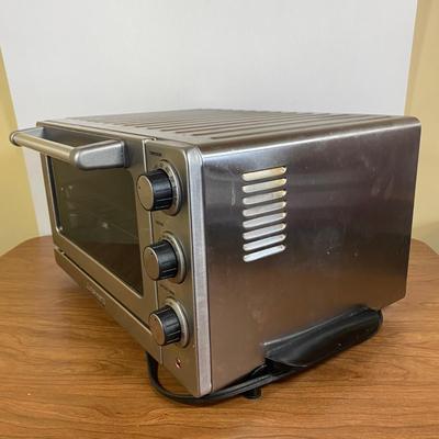 LOT 102K: Keurig K-Express Essentials Red Single Serve K-Cup Pod Coffee Maker & Cuisinart Toaster Oven Broiler