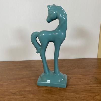 LOT 106 D: Vintage Animal Figurines: Avon, Wade Whimsies & More