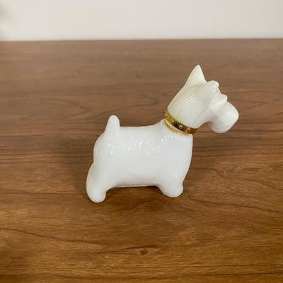 LOT 106 D: Vintage Animal Figurines: Avon, Wade Whimsies & More