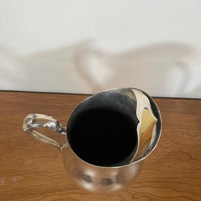 LOT 107D: Silverplate Pitchers and Servingware