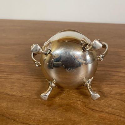 LOT 107D: Silverplate Pitchers and Servingware