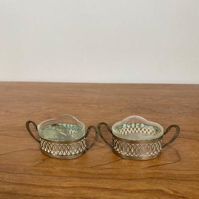 LOT 111D: Decanter Set with Pair of spice jars and 5 glasses