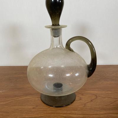 LOT 111D: Decanter Set with Pair of spice jars and 5 glasses