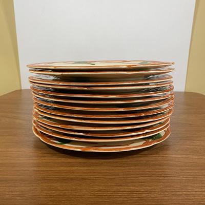 LOT 113D: Francesian Apple Fine China Mixed Set