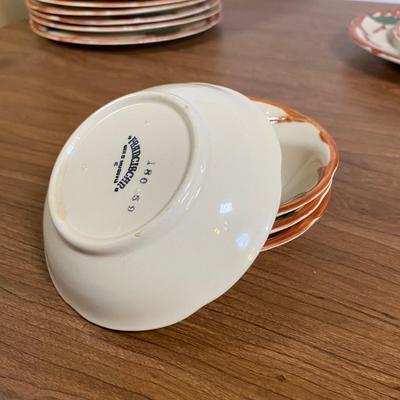 LOT 113D: Francesian Apple Fine China Mixed Set