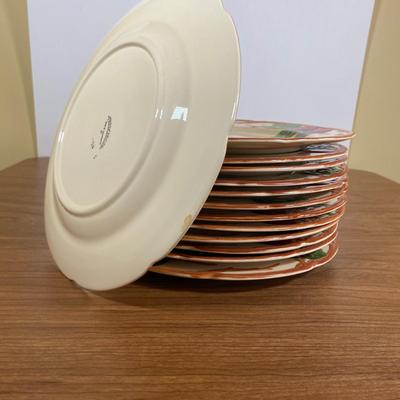 LOT 113D: Francesian Apple Fine China Mixed Set