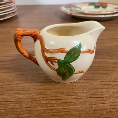 LOT 113D: Francesian Apple Fine China Mixed Set