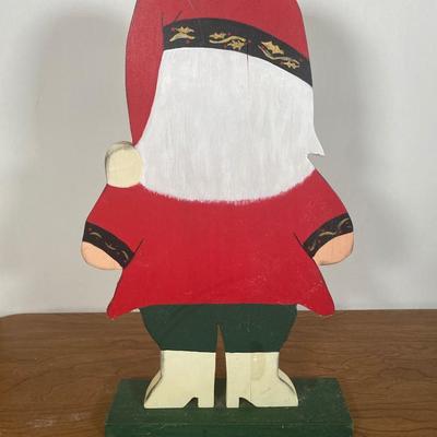 LOT 114: Handcrafted Santa Home Decor
