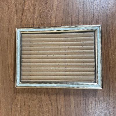 LOT 115L: Various Picture Frames including (1) digital