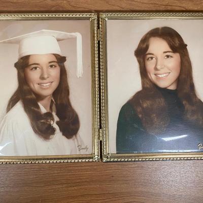 LOT 115L: Various Picture Frames including (1) digital