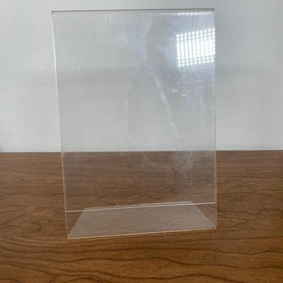 LOT 115L: Various Picture Frames including (1) digital