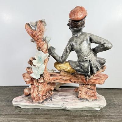 LOT 124F: Vintage Capodimonte Italy Porcelain Sculpture FF177 (13")