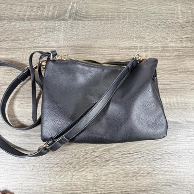 LOT 126F: Black Handbag Collection: Anne Klein, Toni, Under One Sky & Charter Club